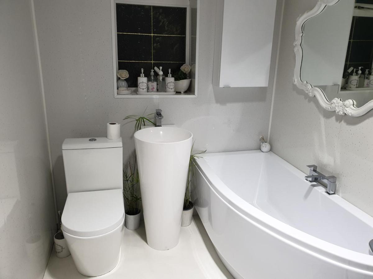 ברמינגהאם Tropical Garden Oasis Rooms מראה חיצוני תמונה